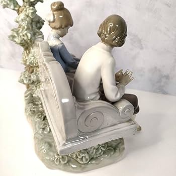 Amazon.co.jp: リヤドロ ときめき (絶版) 陶器人形 フィギュリン 5442